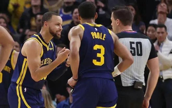 作战中稳住 作战中稳住