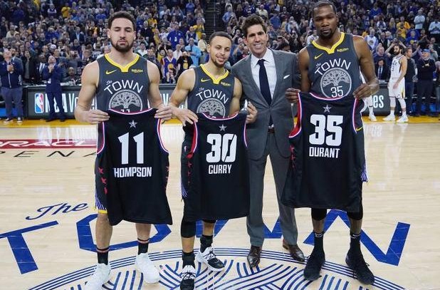 B队中锋反 B队中锋反